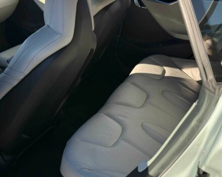 Сірий Тесла Модель С, об'ємом двигуна 0 л та пробігом 112 тис. км за 18499 $, фото 11 на Automoto.ua