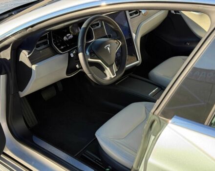 Сірий Тесла Модель С, об'ємом двигуна 0 л та пробігом 112 тис. км за 18499 $, фото 10 на Automoto.ua
