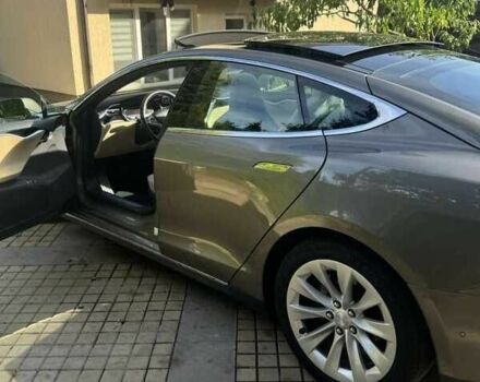 Сірий Тесла Модель С, об'ємом двигуна 0 л та пробігом 146 тис. км за 241 $, фото 1 на Automoto.ua
