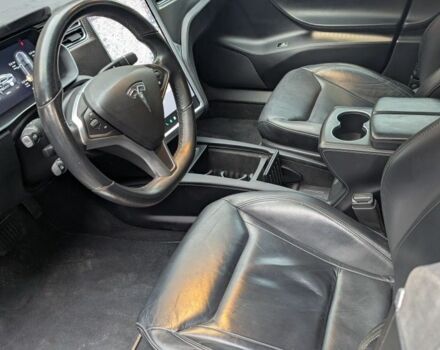 Серый Тесла Модель С, объемом двигателя 0 л и пробегом 150 тыс. км за 17200 $, фото 11 на Automoto.ua