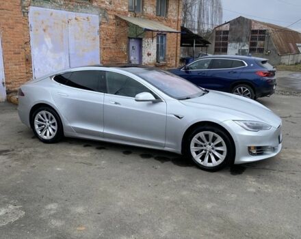Серый Тесла Модель С, объемом двигателя 0 л и пробегом 124 тыс. км за 19900 $, фото 11 на Automoto.ua
