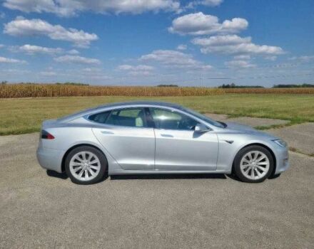 Серый Тесла Модель С, объемом двигателя 0 л и пробегом 90 тыс. км за 10000 $, фото 7 на Automoto.ua