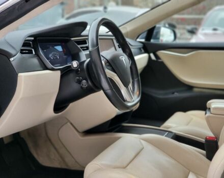 Серый Тесла Модель С, объемом двигателя 0 л и пробегом 204 тыс. км за 17200 $, фото 10 на Automoto.ua