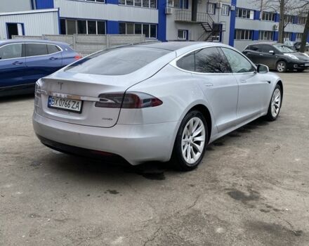 Серый Тесла Модель С, объемом двигателя 0 л и пробегом 124 тыс. км за 19900 $, фото 13 на Automoto.ua