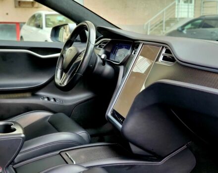 Серый Тесла Модель С, объемом двигателя 0 л и пробегом 105 тыс. км за 17500 $, фото 9 на Automoto.ua