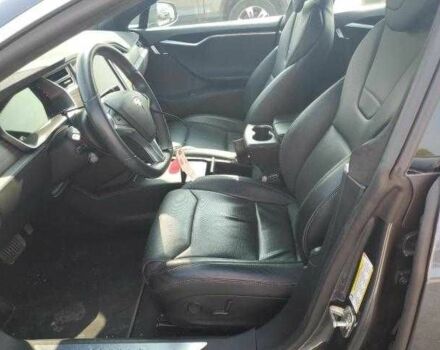 Сірий Тесла Модель С, об'ємом двигуна 0 л та пробігом 60 тис. км за 8000 $, фото 6 на Automoto.ua