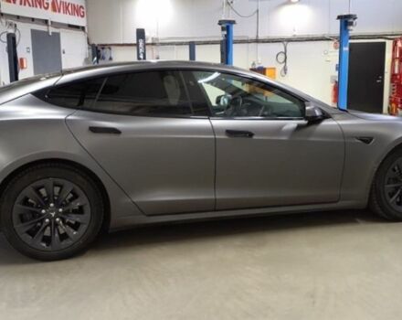 Сірий Тесла Модель С, об'ємом двигуна 0 л та пробігом 105 тис. км за 16500 $, фото 1 на Automoto.ua