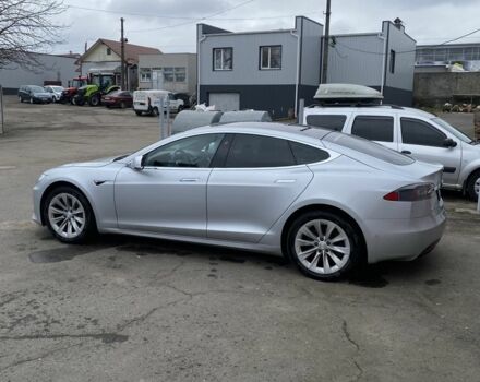 Серый Тесла Модель С, объемом двигателя 0 л и пробегом 124 тыс. км за 19900 $, фото 14 на Automoto.ua