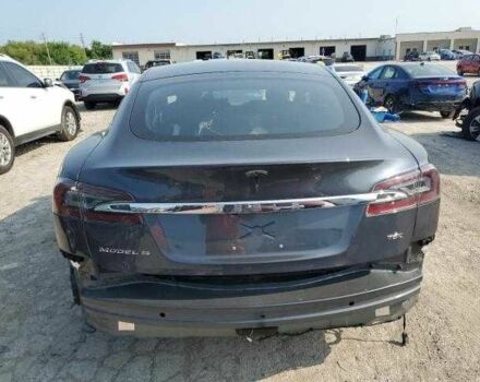 Сірий Тесла Модель С, об'ємом двигуна 0 л та пробігом 60 тис. км за 8000 $, фото 5 на Automoto.ua