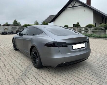 Серый Тесла Модель С, объемом двигателя 0 л и пробегом 78 тыс. км за 10200 $, фото 2 на Automoto.ua