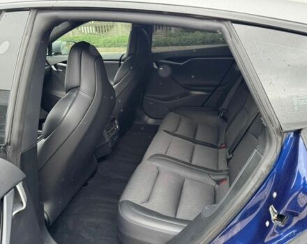 Серый Тесла Модель С, объемом двигателя 0 л и пробегом 78 тыс. км за 10200 $, фото 15 на Automoto.ua