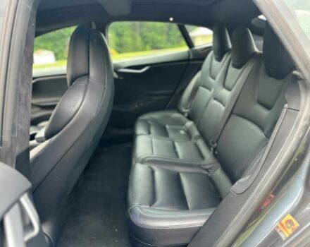 Серый Тесла Модель С, объемом двигателя 0 л и пробегом 100 тыс. км за 11000 $, фото 10 на Automoto.ua