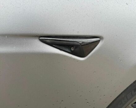 Серый Тесла Модель С, объемом двигателя 0 л и пробегом 78 тыс. км за 10200 $, фото 4 на Automoto.ua