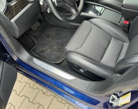 Серый Тесла Модель С, объемом двигателя 0 л и пробегом 78 тыс. км за 10200 $, фото 16 на Automoto.ua