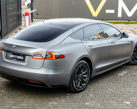 Сірий Тесла Модель С, об'ємом двигуна 0 л та пробігом 72 тис. км за 31000 $, фото 39 на Automoto.ua