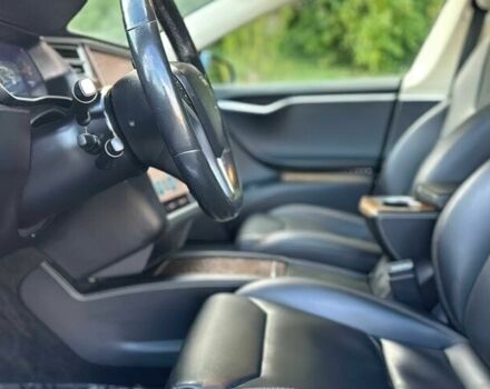 Сірий Тесла Модель С, об'ємом двигуна 0 л та пробігом 39 тис. км за 9000 $, фото 10 на Automoto.ua