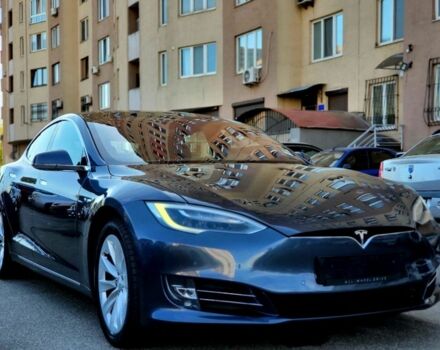 Тесла Модель С 2019 в Вышгороде на Automoto.ua Серый Тесла Модель С, объемом двигателя 0 л и пробегом 163 тыс. км за 21999 $, фото 2 на Automoto.ua