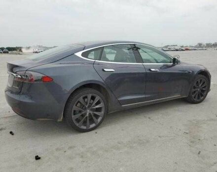 Серый Тесла Модель С, объемом двигателя 0 л и пробегом 90 тыс. км за 6500 $, фото 2 на Automoto.ua