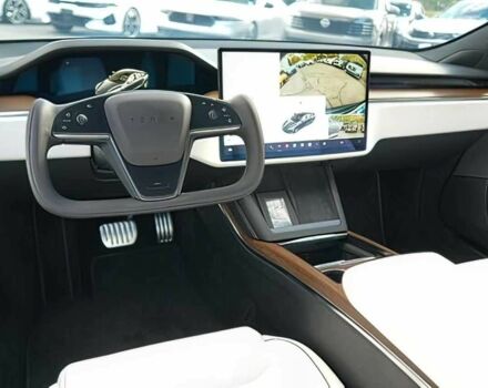 Серый Тесла Модель С, объемом двигателя 0 л и пробегом 17 тыс. км за 13400 $, фото 7 на Automoto.ua