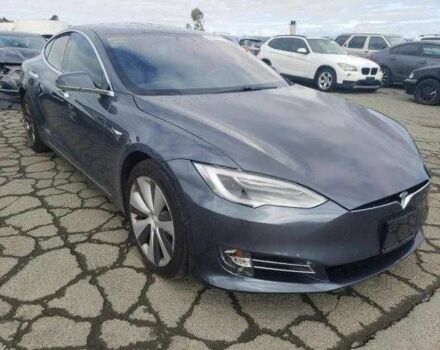 Сірий Тесла Модель С, об'ємом двигуна 0 л та пробігом 29 тис. км за 10500 $, фото 3 на Automoto.ua