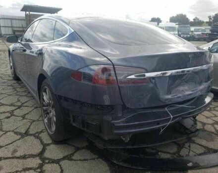 Сірий Тесла Модель С, об'ємом двигуна 0 л та пробігом 29 тис. км за 10500 $, фото 1 на Automoto.ua