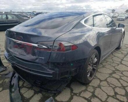 Сірий Тесла Модель С, об'ємом двигуна 0 л та пробігом 29 тис. км за 10500 $, фото 2 на Automoto.ua