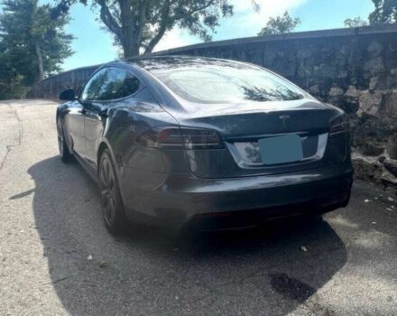 Серый Тесла Модель С, объемом двигателя 0 л и пробегом 19 тыс. км за 3800 $, фото 4 на Automoto.ua