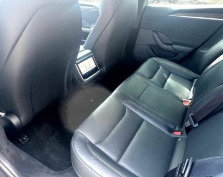 Серый Тесла Модель С, объемом двигателя 0 л и пробегом 19 тыс. км за 3800 $, фото 10 на Automoto.ua