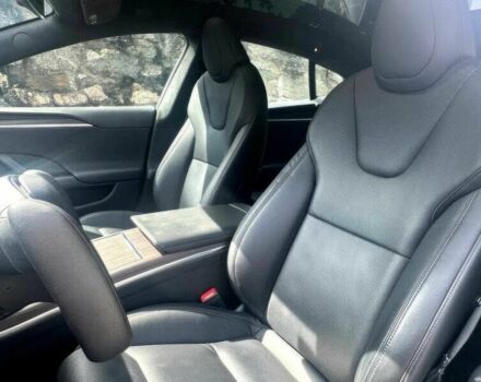 Серый Тесла Модель С, объемом двигателя 0 л и пробегом 19 тыс. км за 3800 $, фото 9 на Automoto.ua