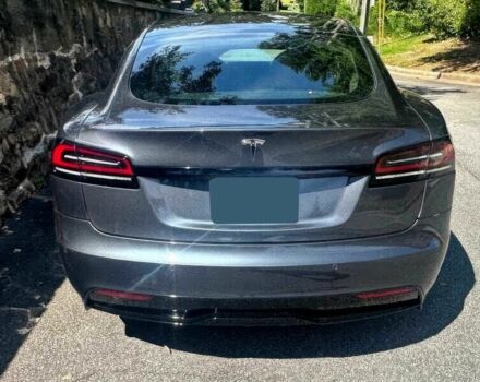 Серый Тесла Модель С, объемом двигателя 0 л и пробегом 19 тыс. км за 3800 $, фото 5 на Automoto.ua