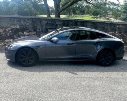 Серый Тесла Модель С, объемом двигателя 0 л и пробегом 19 тыс. км за 3800 $, фото 3 на Automoto.ua