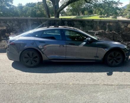 Серый Тесла Модель С, объемом двигателя 0 л и пробегом 19 тыс. км за 3800 $, фото 2 на Automoto.ua