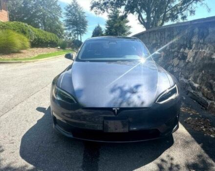 Серый Тесла Модель С, объемом двигателя 0 л и пробегом 19 тыс. км за 3800 $, фото 1 на Automoto.ua