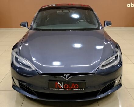 Серый Тесла Модель С, объемом двигателя 0 л и пробегом 128 тыс. км за 18500 $, фото 4 на Automoto.ua
