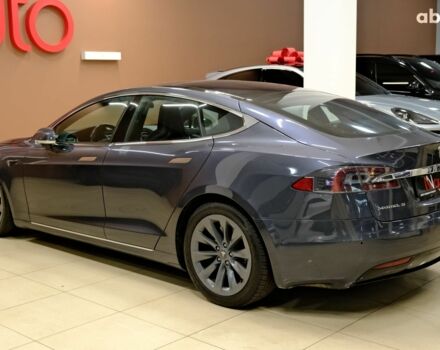 Серый Тесла Модель С, объемом двигателя 0 л и пробегом 128 тыс. км за 18500 $, фото 2 на Automoto.ua