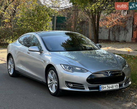 Серый Тесла Модель С, объемом двигателя 0 л и пробегом 221 тыс. км за 11900 $, фото 5 на Automoto.ua