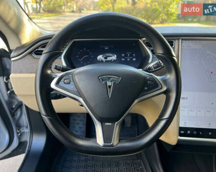 Серый Тесла Модель С, объемом двигателя 0 л и пробегом 221 тыс. км за 11900 $, фото 24 на Automoto.ua
