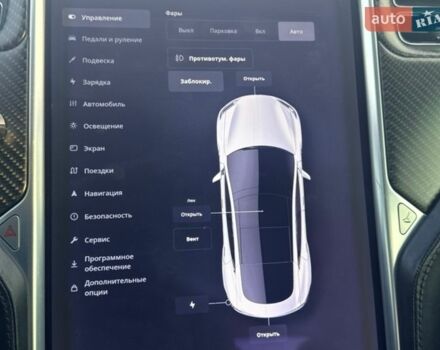 Серый Тесла Модель С, объемом двигателя 0 л и пробегом 172 тыс. км за 11400 $, фото 11 на Automoto.ua