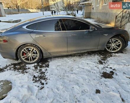 Сірий Тесла Модель С, об'ємом двигуна 0 л та пробігом 123 тис. км за 13500 $, фото 2 на Automoto.ua