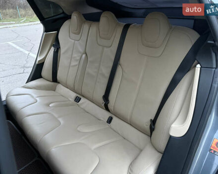 Сірий Тесла Модель С, об'ємом двигуна 0 л та пробігом 230 тис. км за 12500 $, фото 19 на Automoto.ua