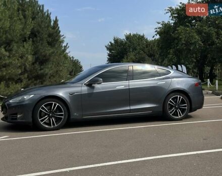 Серый Тесла Модель С, объемом двигателя 0 л и пробегом 148 тыс. км за 13900 $, фото 9 на Automoto.ua