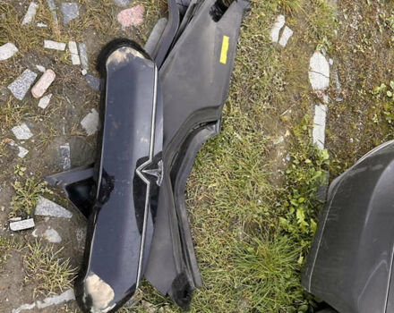 Серый Тесла Модель С, объемом двигателя 0 л и пробегом 128 тыс. км за 5500 $, фото 7 на Automoto.ua