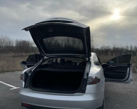 Серый Тесла Модель С, объемом двигателя 0 л и пробегом 189 тыс. км за 25000 $, фото 8 на Automoto.ua