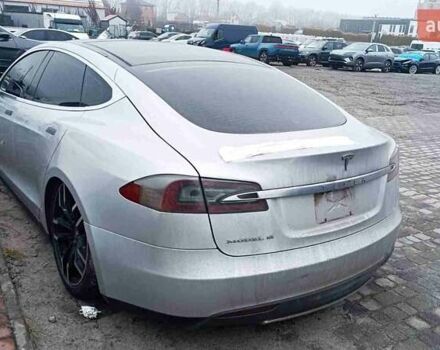 Сірий Тесла Модель С, об'ємом двигуна 0 л та пробігом 330 тис. км за 9999 $, фото 5 на Automoto.ua