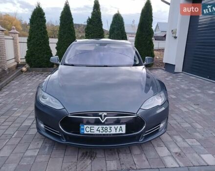 Тесла Модель С 2013 в Кицмане на Automoto.ua Серый Тесла Модель С, объемом двигателя 0 л и пробегом 318 тыс. км за 16300 $, фото 2 на Automoto.ua