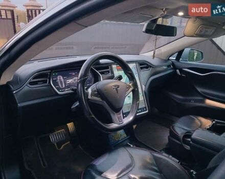 Тесла Модель С 2013 в Кицмане на Automoto.ua Серый Тесла Модель С, объемом двигателя 0 л и пробегом 318 тыс. км за 16300 $, фото 10 на Automoto.ua