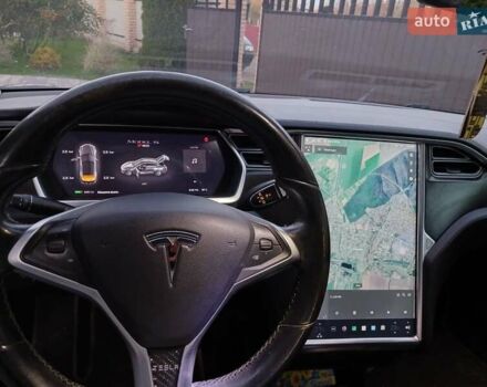 Тесла Модель С 2013 в Кицмане на Automoto.ua Серый Тесла Модель С, объемом двигателя 0 л и пробегом 318 тыс. км за 16300 $, фото 11 на Automoto.ua