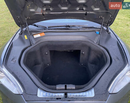 Сірий Тесла Модель С, об'ємом двигуна 0 л та пробігом 123 тис. км за 10700 $, фото 26 на Automoto.ua