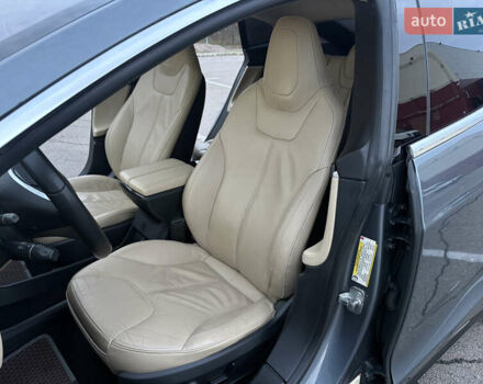 Сірий Тесла Модель С, об'ємом двигуна 0 л та пробігом 230 тис. км за 12500 $, фото 16 на Automoto.ua