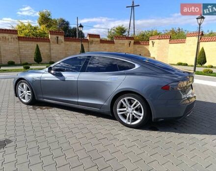 Серый Тесла Модель С, объемом двигателя 0 л и пробегом 217 тыс. км за 11900 $, фото 10 на Automoto.ua